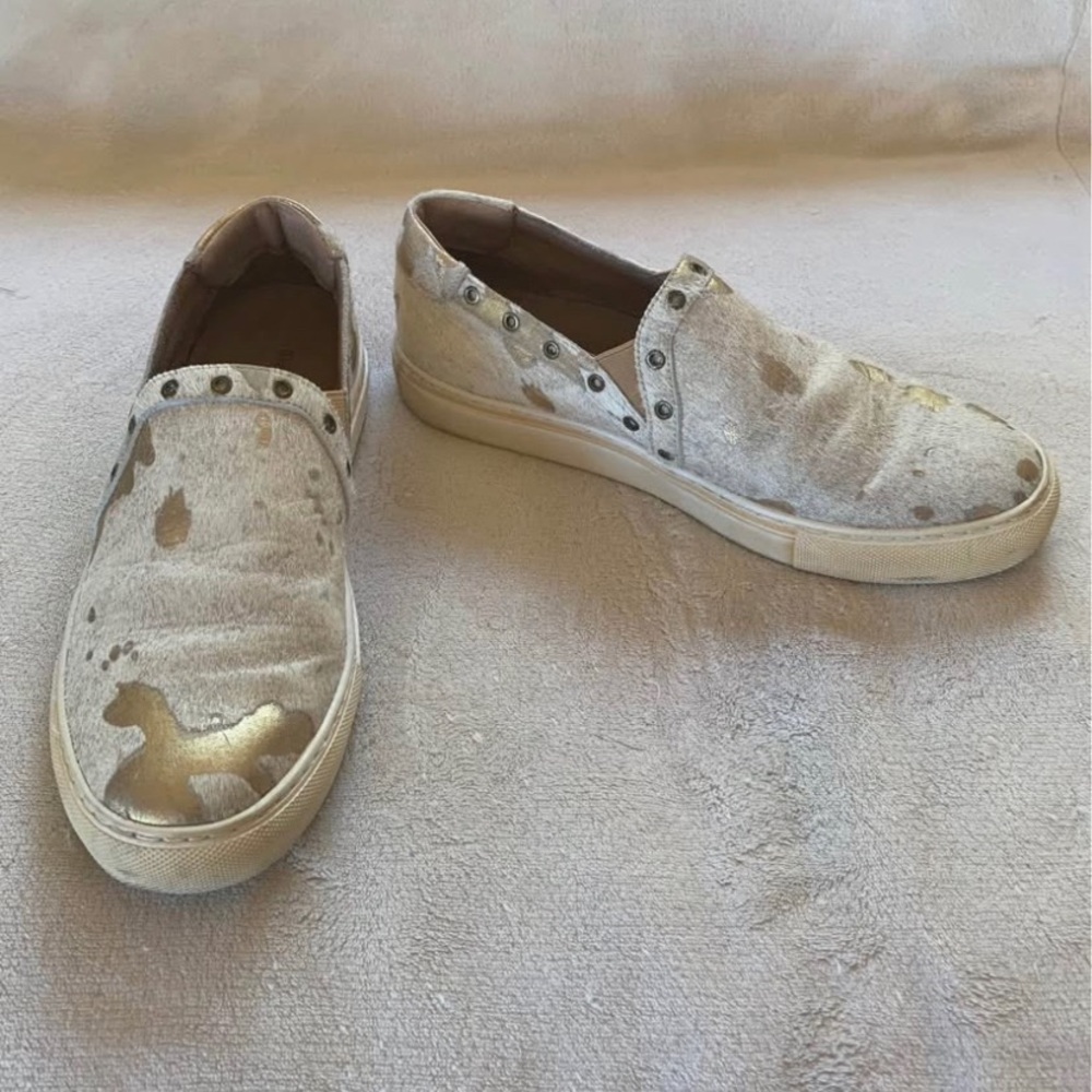 Chocolat Blu women’s Sneakers - Cream and Gold Sz. 9